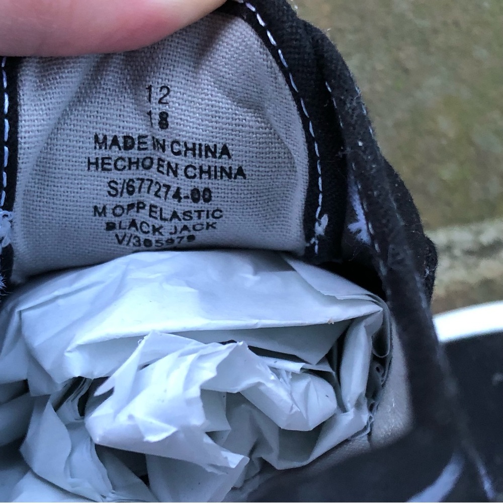 NWT Old Navy Black Canvas Slip-On Sneakers, Size Little Kid 12 - Picture 3 of 8